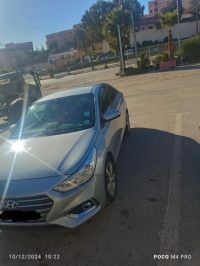 voitures-hyundai-accent-rb-4-portes-2019-berrouaghia-medea-algerie