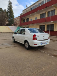 voitures-dacia-logan-2012-tout-option-medea-algerie