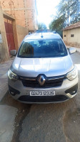 voitures-renault-kangoo-2023-express-ksar-boukhari-medea-algerie