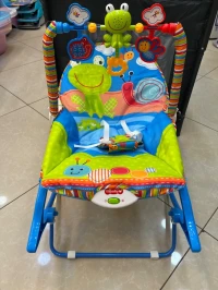 Transat bébé balançoire vibrante musicale 