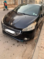 voitures-peugeot-208-2014-active-dar-el-beida-alger-algerie