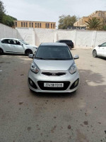 voitures-kia-picanto-2013-said-hamdine-alger-algerie