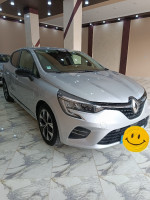 voitures-renault-clio-5-2022-tazmaltdaira-bejaia-algerie