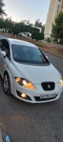 moyenne-berline-seat-leon-2011-ain-naadja-alger-algerie