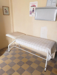 materiel-medical-table-de-soin-examen-tlemcen-algerie