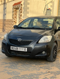 voitures-toyota-yaris-seden-2011-la-tout-benaceur-touggourt-algerie