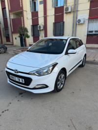 voitures-hyundai-i20-2018-chlef-algerie