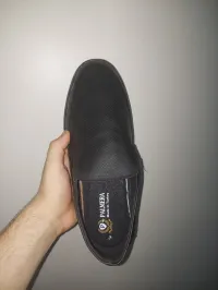 chaussures orthopédiques homme pointure 44 prix 3000da avec sa boite