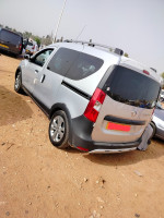 automobiles-renault-kongoo-2024-stepway-bab-ezzouar-alger-algerie