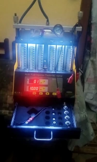 Auto fuel injector Test & Cleaner