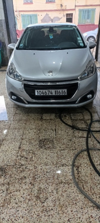 voitures-peugeot-208-2016-allure-facelift-kouba-alger-algerie