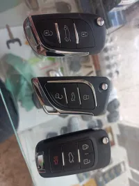 نسخ وبرمجة مفاتيح السيارات 