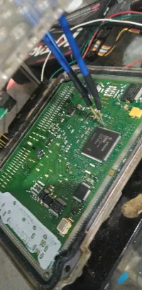 Reprogrammation calculateur moteur 