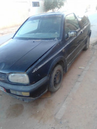 voitures-volkswagen-golf-3-1995-mecheria-naama-algerie