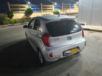 voitures-kia-picanto-2012-style-bechar-algerie