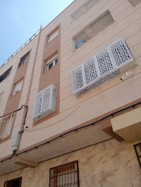 appartement-vente-f4-alger-bordj-el-bahri-algerie