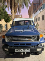 voitures-toyota-land-cruiser-1992-court-touggourt-algerie