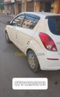 voitures-hyundai-i20-2015-hammamet-alger-algerie