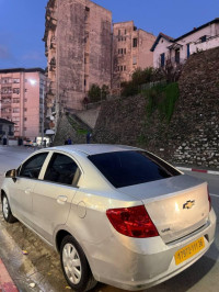 voitures-chevrolet-sail-4-portes-2011-annaba-algerie