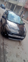 voitures-renault-clio-3-2010-jijel-algerie