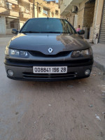 voitures-renault-laguna-1-1996-bou-saada-msila-algerie