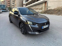 citadine-peugeot-208-2022-gt-line-es-senia-oran-algerie