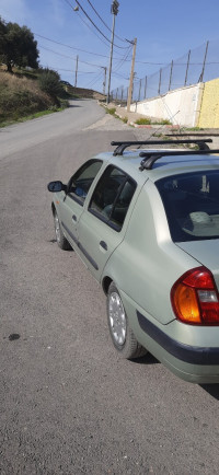 voitures-renault-clio-classique-2006-tizi-ouzou-algerie