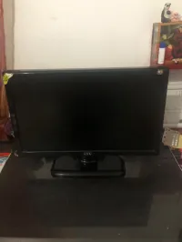 Pc de bureau et Table micro