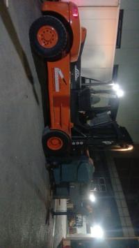 بناء-و-أشغال-location-clarck-10141628-tonne-مفتاح-البليدة-الجزائر