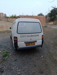 voitures-mitsubishi-l300-1991-tablat-medea-algerie