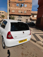 voitures-renault-clio-campus-2015-ain-temouchent-algerie