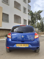 voitures-renault-clio-3-2010-ouled-yaich-blida-algerie