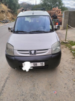 voitures-peugeot-partner-2006-tizi-ouzou-algerie