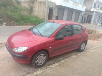 voitures-peugeot-206-2002-annaba-algerie