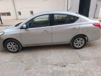 سيارات-nissan-sunny-2015-قسنطينة-الجزائر