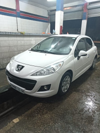 voitures-peugeot-207-2012-ain-beida-oum-el-bouaghi-algerie