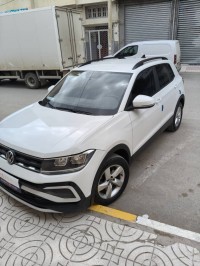 سيارات-volkswagen-t-cross-2023-برج-بوعريريج-الجزائر