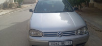 voitures-volkswagen-golf-4-2002-chlef-algerie