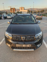 voitures-dacia-sandero-2018-stepway-sour-el-ghouzlane-bouira-algerie