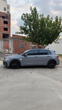 سيارات-volkswagen-golf-8-2025-r-black-edition-بجاية-الجزائر