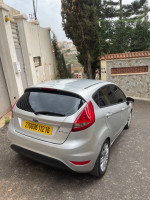 voitures-ford-fiesta-2012-city-hydra-alger-algerie