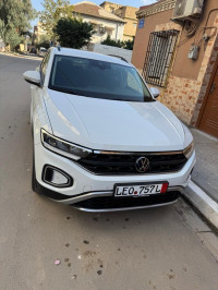 voitures-volkswagen-t-roc-2023-boufarik-blida-algerie