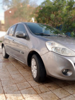 voitures-renault-clio-3-2011-authentique-oran-algerie