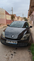 voitures-renault-laguna-coupe-2010-tissemsilt-algerie