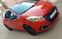 voitures-peugeot-208-2015-allure-facelift-tlemcen-algerie