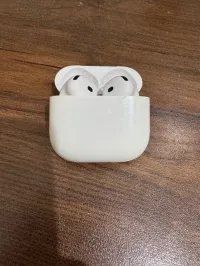 Airpods 4