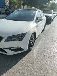 سيارات-seat-leon-2018-fr-المدية-الجزائر