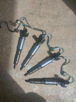 pieces-moteur-injecteur-nissan-xtrail-t31-draa-el-mizan-tizi-ouzou-algerie