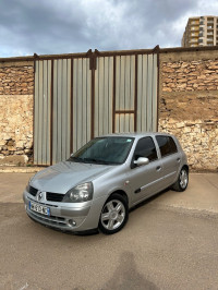 voitures-renault-clio-campus-2006-mostaganem-algerie