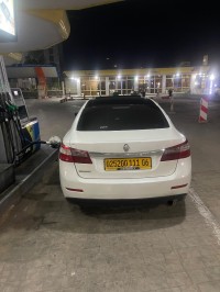 سيارات-renault-latitude-2011-privilege-بجاية-الجزائر